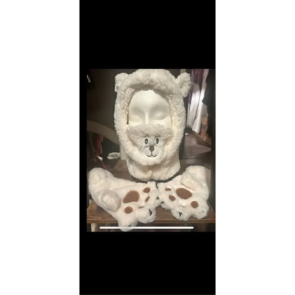 🔥Fluffy hooded,Hat and Glove set.Can be worn several ways, gloves have attachab
